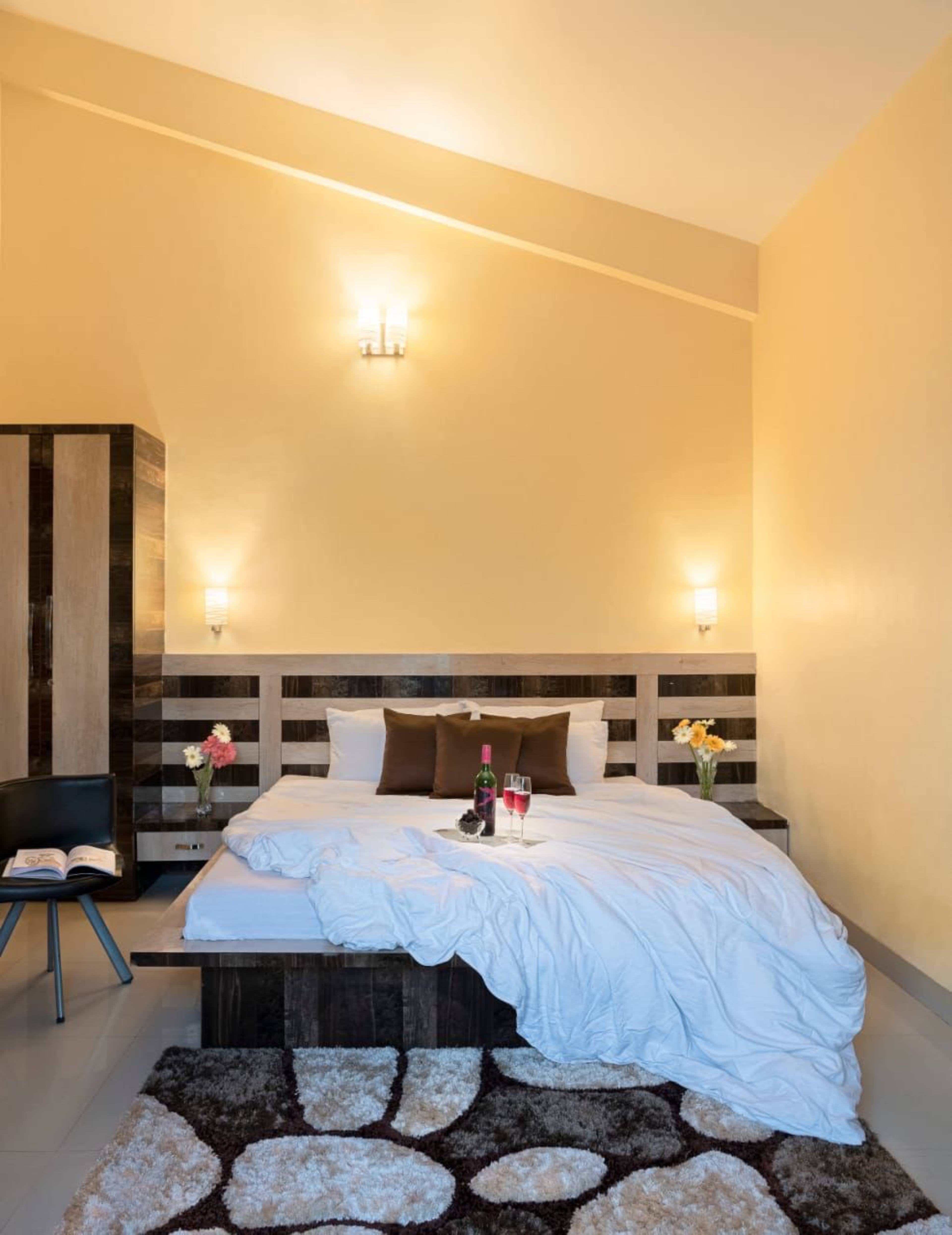 Sunset Retreat gallery image Caretaker Available in Near Mapro Garden, Mahabaleshwar