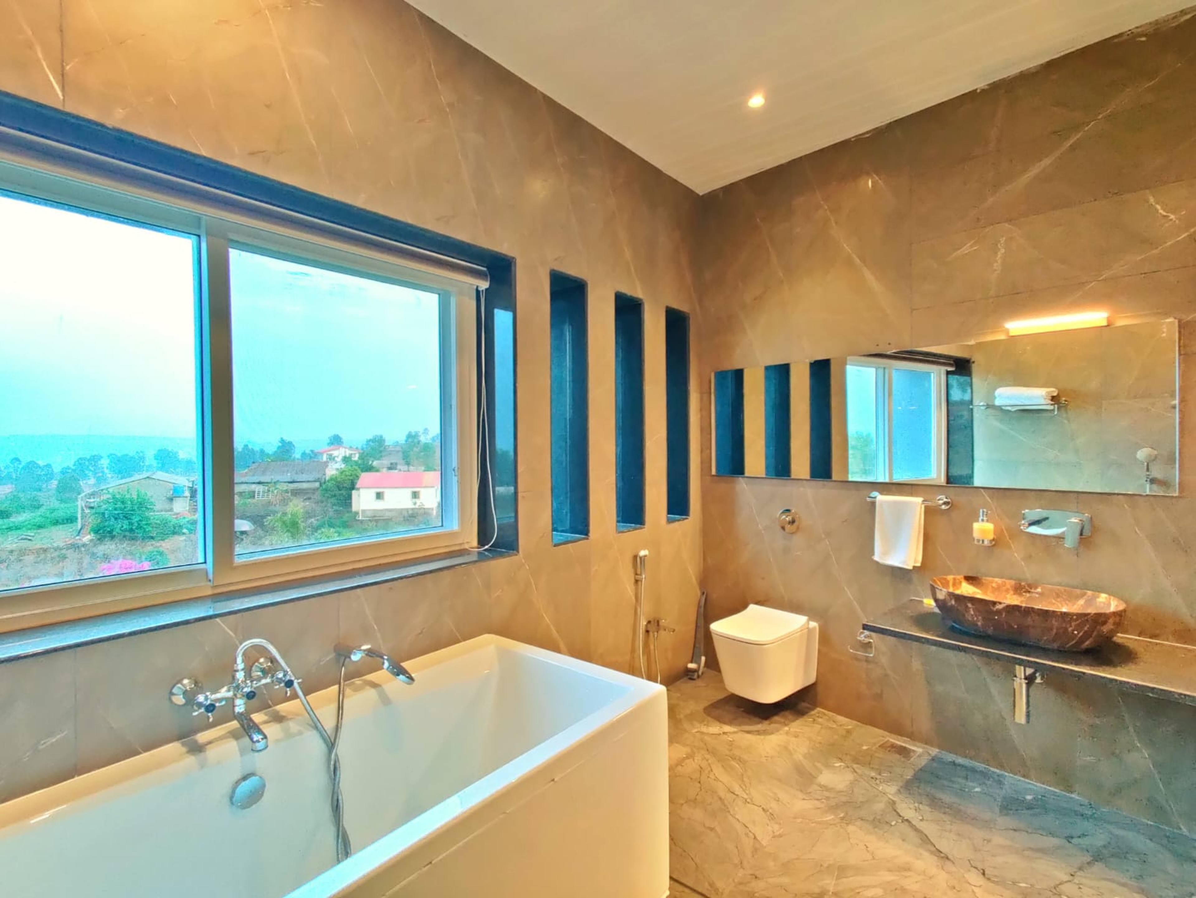 Mountain Echo Residence gallery image Valley Facing Pool in Near Bhilar Waterfall Point, Mahabaleshwar