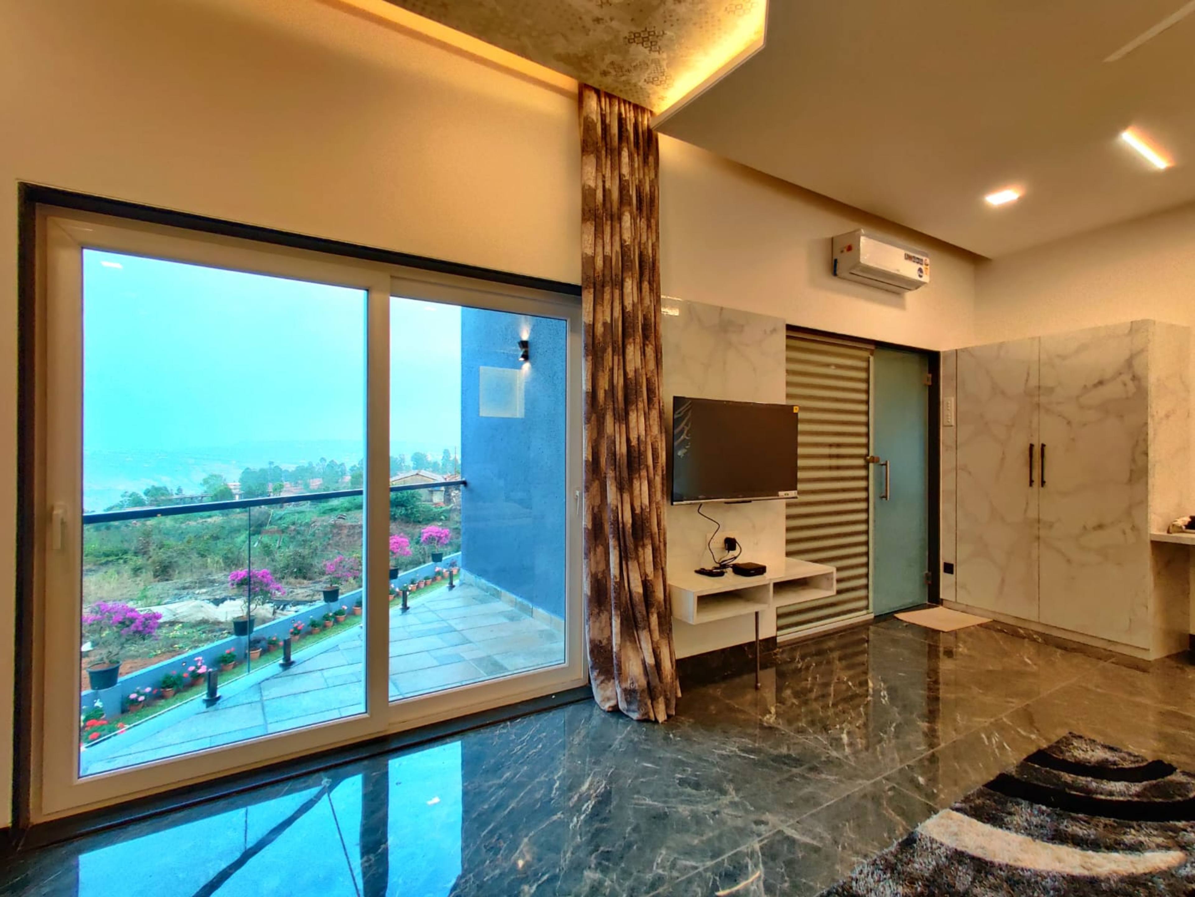 Mountain Echo Residence gallery image Lush Green Views in Near Bhilar Waterfall Point, Mahabaleshwar