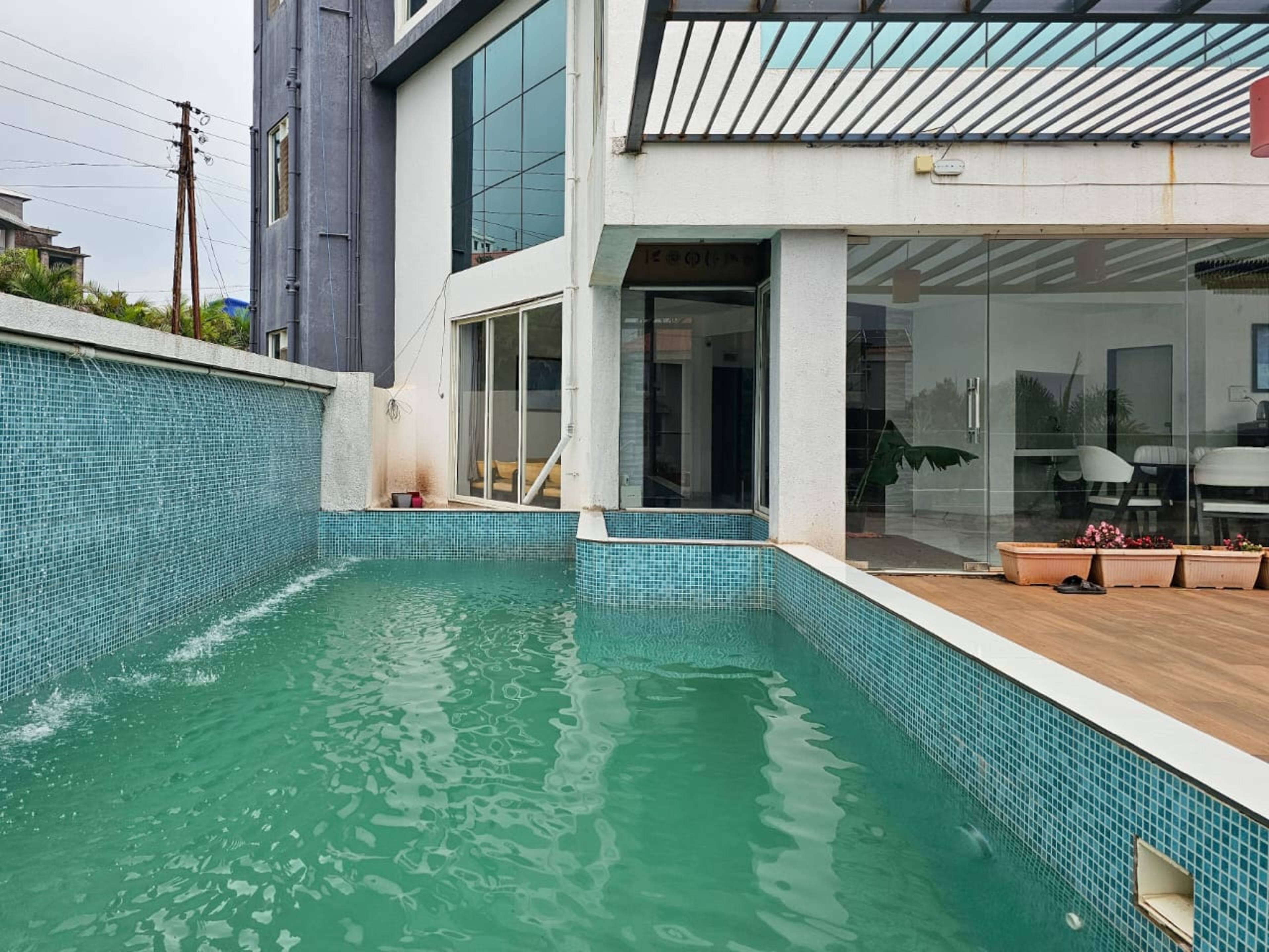 Peaceful Nook Villa gallery image Enclosed Garden in Bhilar, Mahabaleshwar
