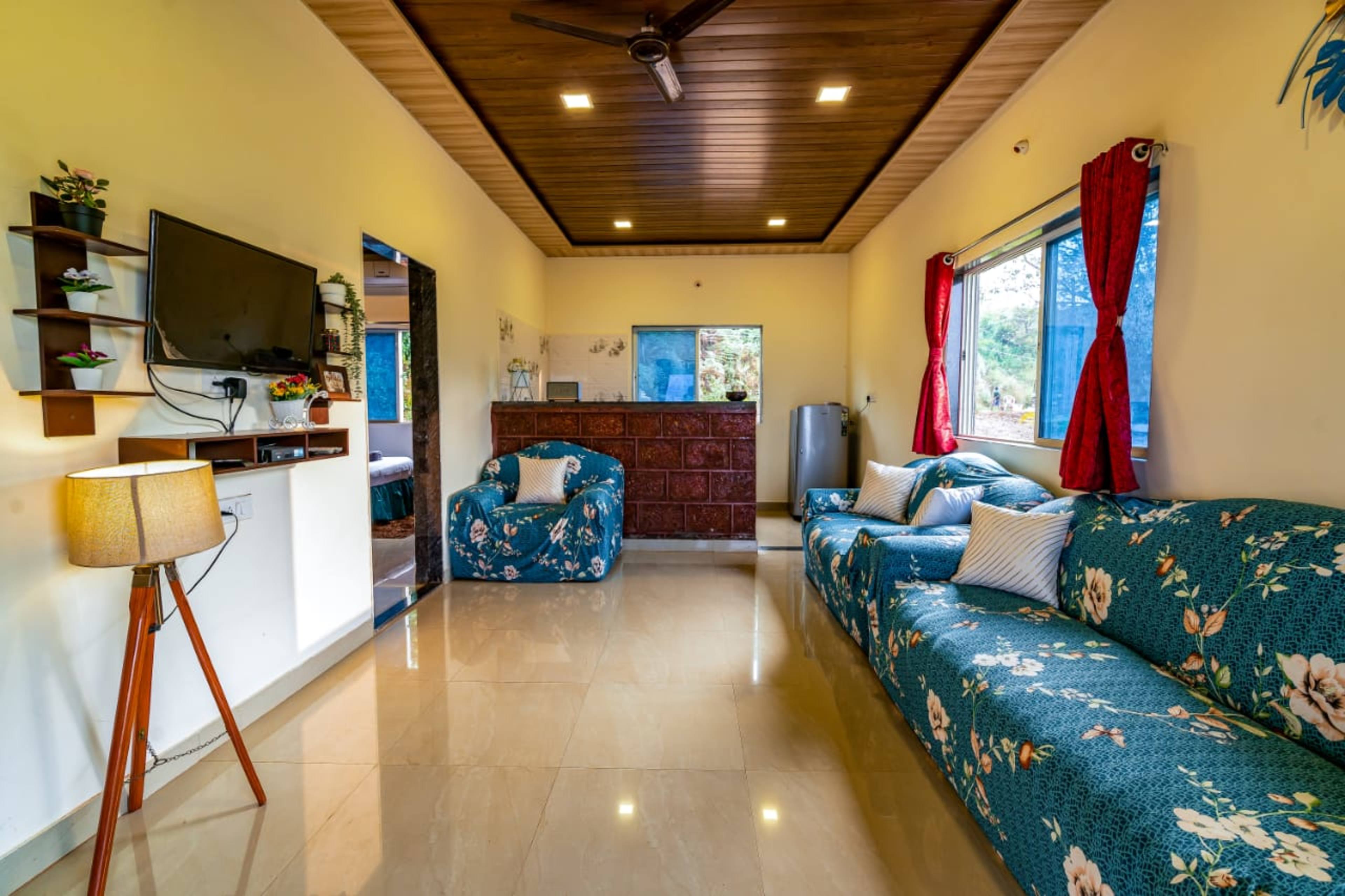 Garden Palace gallery image Valley View in Satara Mahabaleshwar Road, Mahabaleshwar