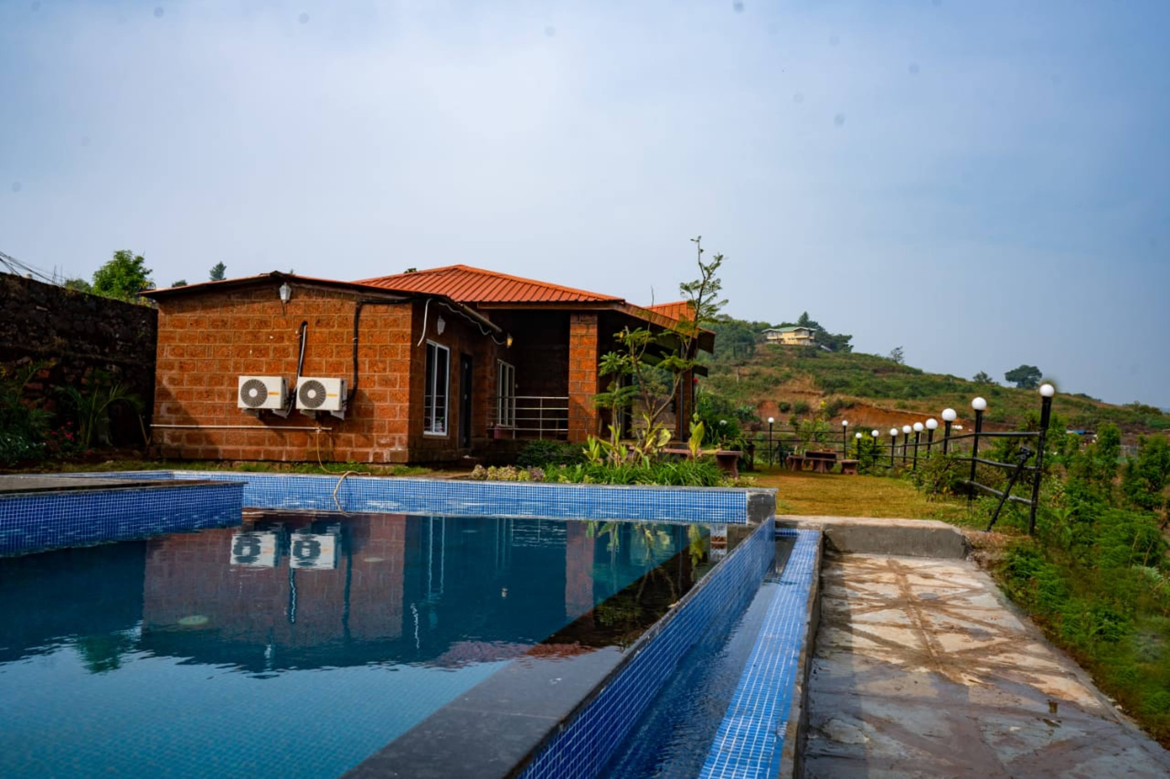 Garden Palace gallery image Caretaker Available in Satara Mahabaleshwar Road, Mahabaleshwar