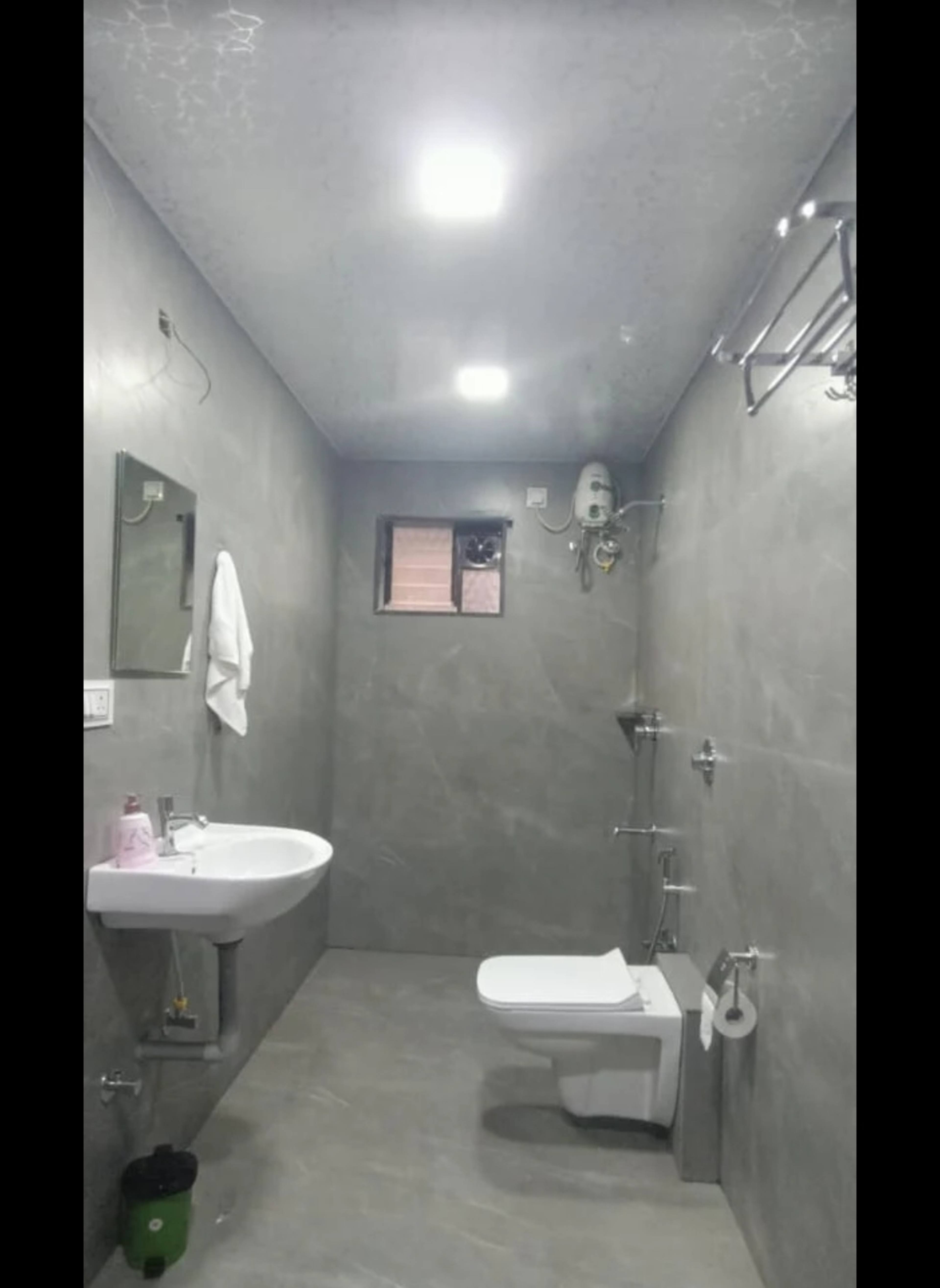 Adventure Lodge gallery image Cricket Gear Included in Panchgani Mahabaleshwar Road, Mahabaleshwar