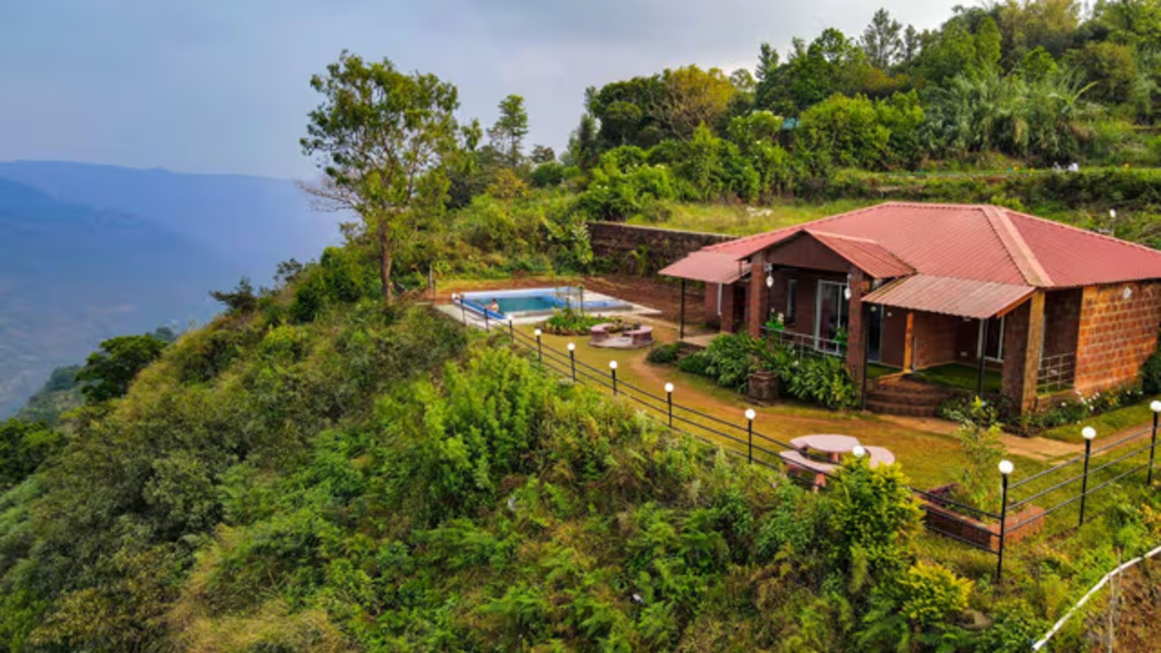 Best Villas Near Mapro Garden Mahabaleshwar: Stay Close to Strawberry Country featured travel guide cover in Mahabaleshwar