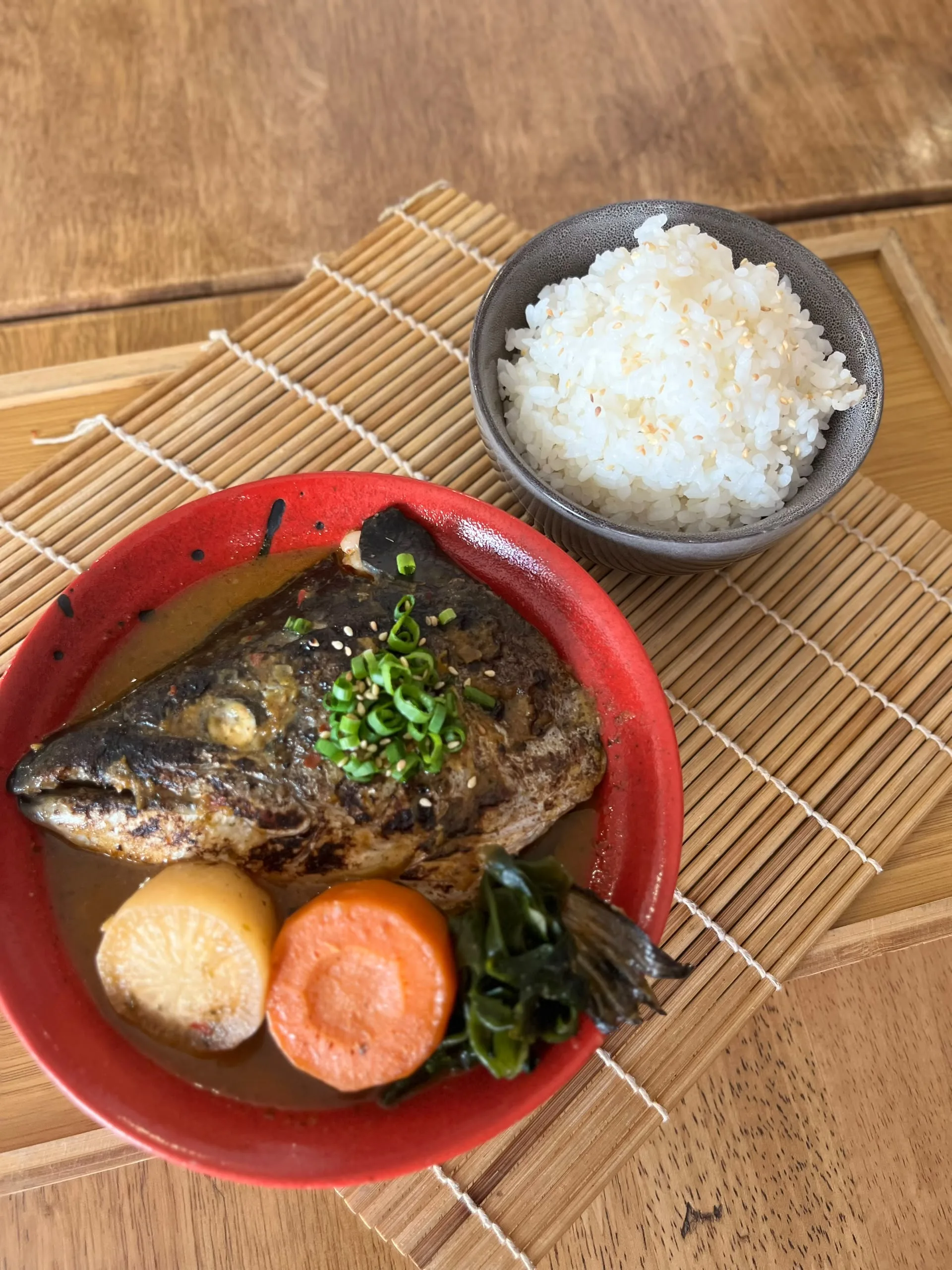 Dua Meja, Chow Kit: Kimchi Miso Salmon Head Soup