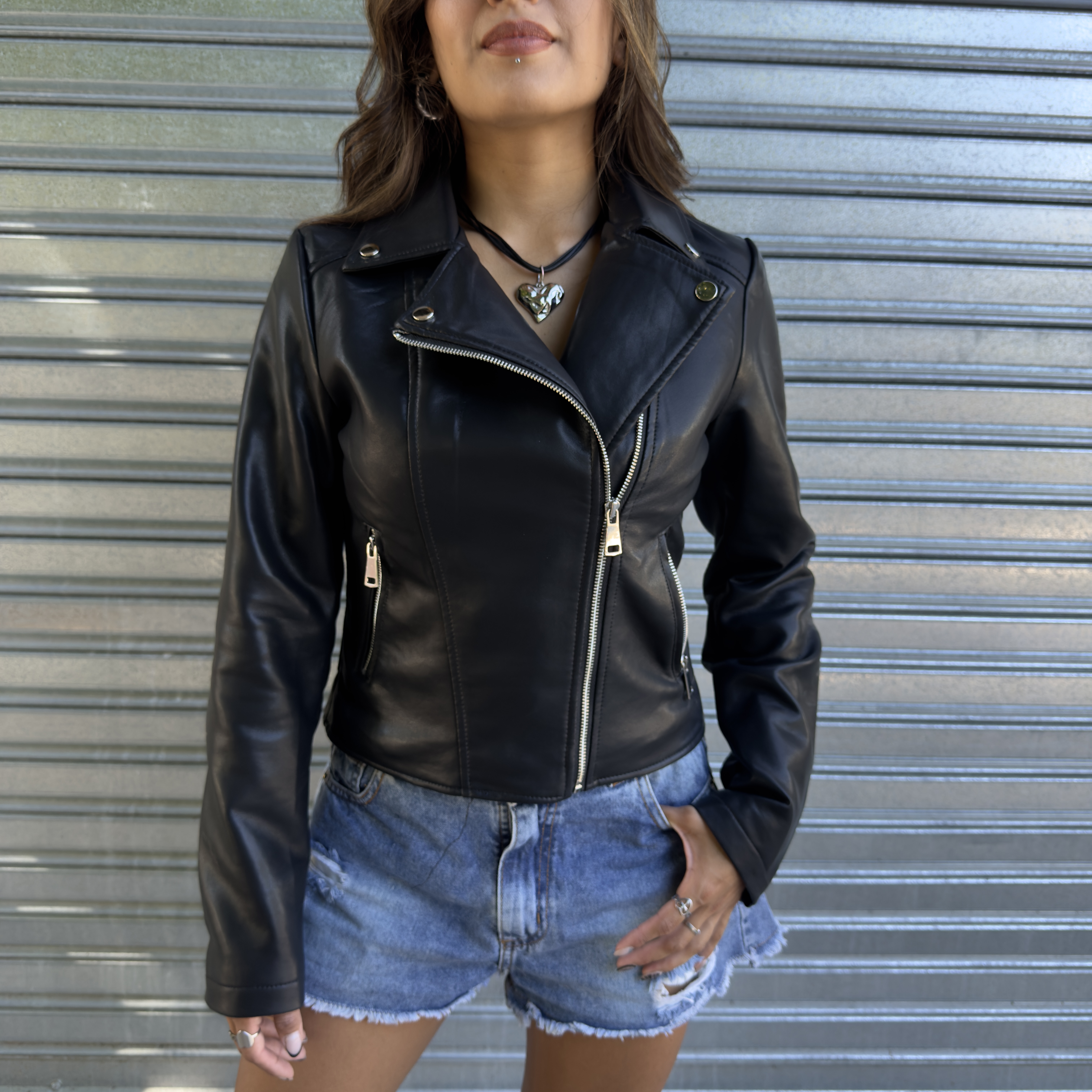 Campera de cuero lisa