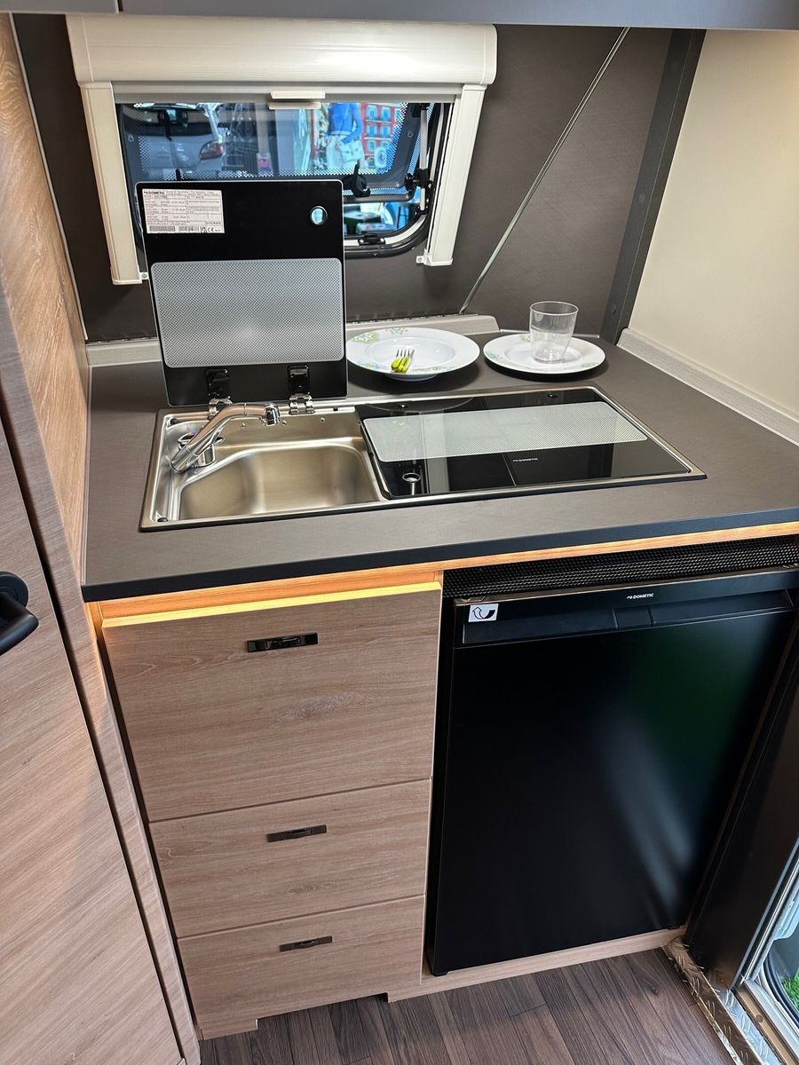 KNAUS Yaseo 340 PX Gaspaket Markise ATC Ansicht 3 – Wohnmobil Detailaufnahme