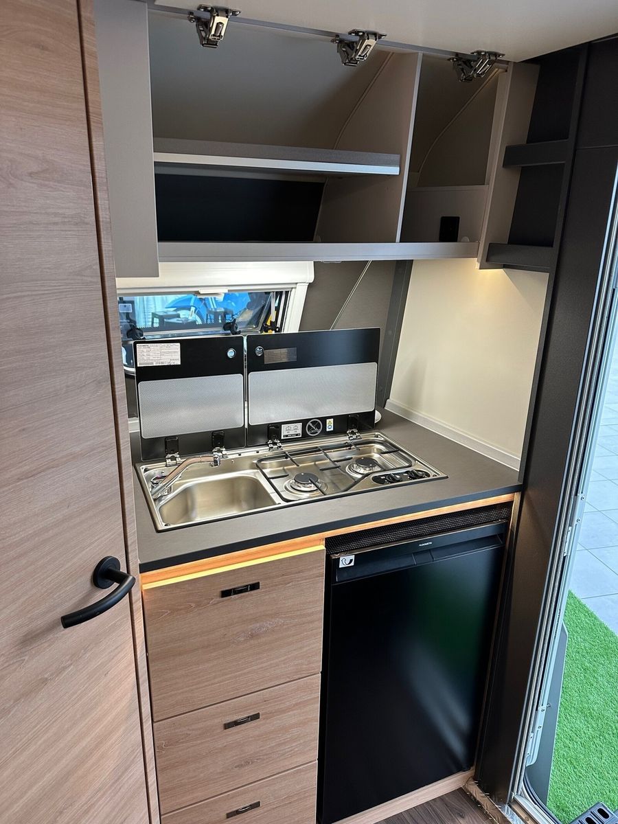 KNAUS Yaseo 340 PX Gaspaket Markise ATC Ansicht 4 – Wohnmobil Detailaufnahme