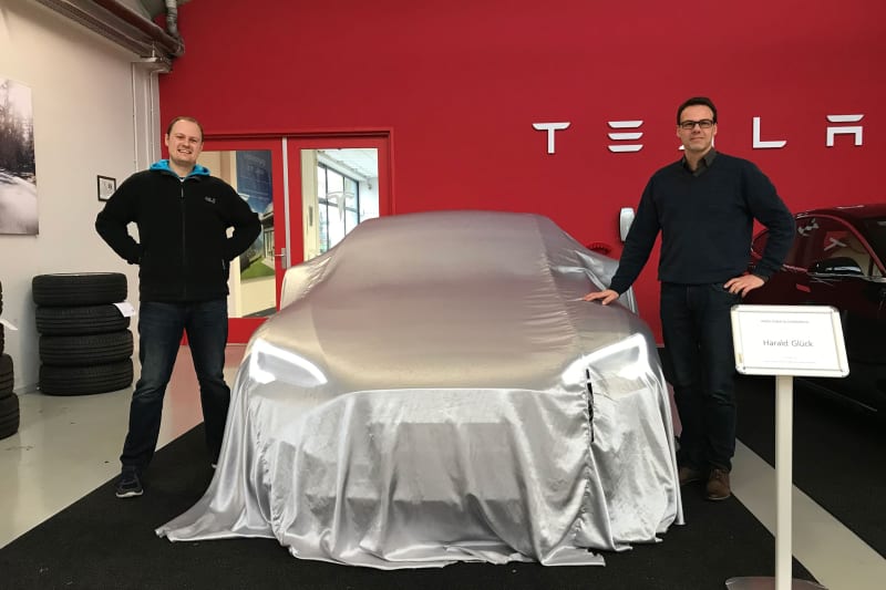 #ForgetHybrid. 100% Tesla
