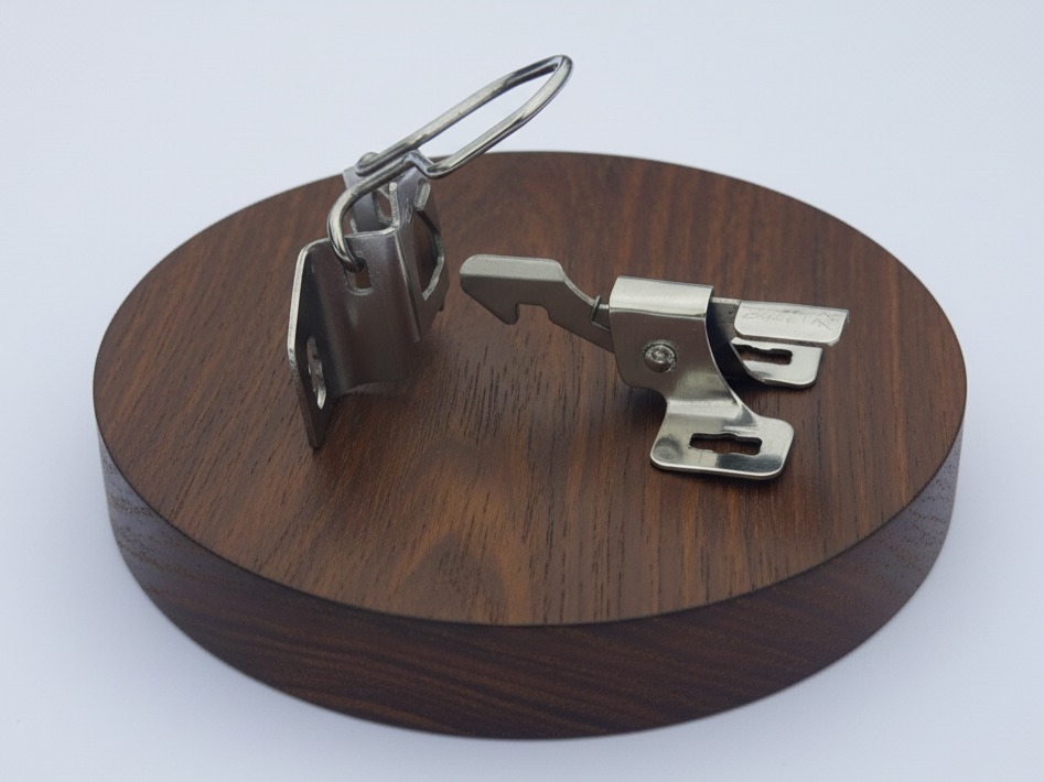 Auto Latch