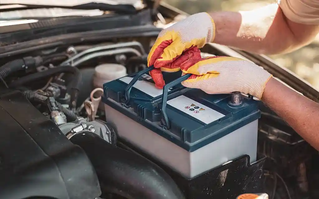 Car Battery Replacement in Al Manara Dubai | Mobile Service