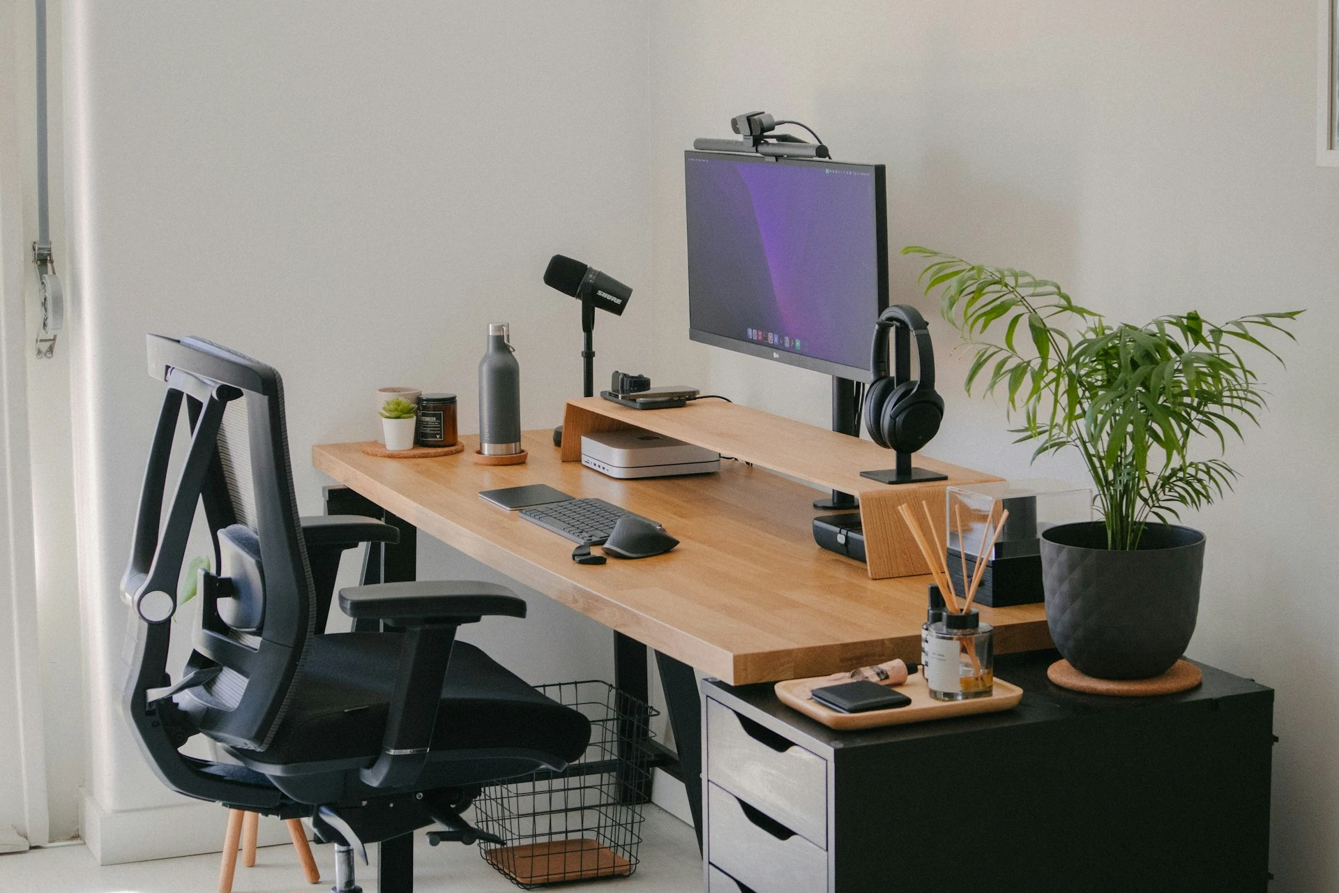 home-desk-setup Black Friday 2025 Home Office Deals