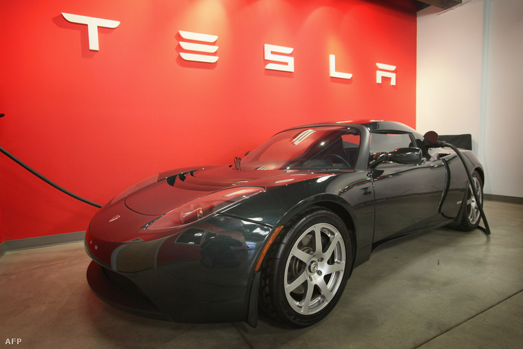 Tesla - Fotó: Scott Olson Tesla-Scott Olson