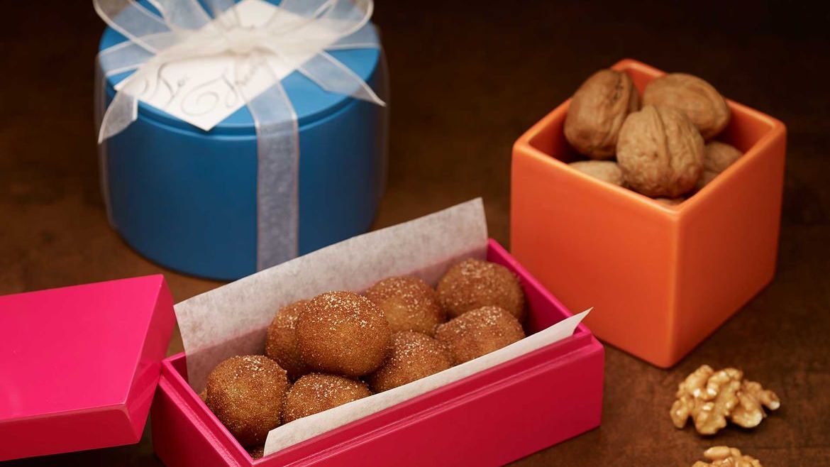 Spice-Coated Maple-Walnut Nuggets