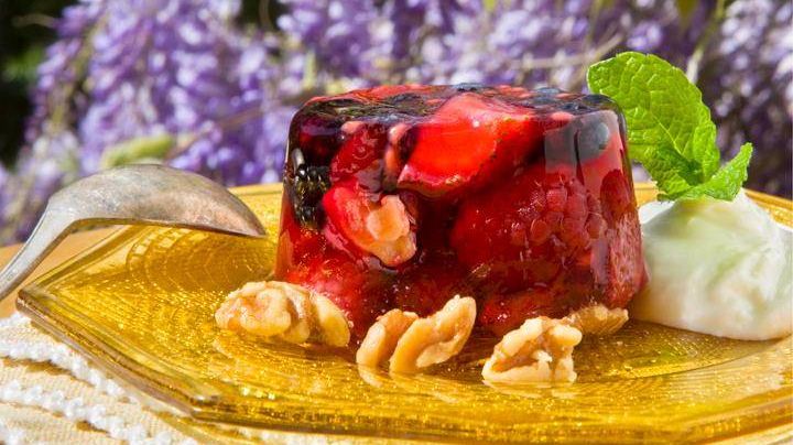 Sparkling Fresh Berry & Walnut Jellies