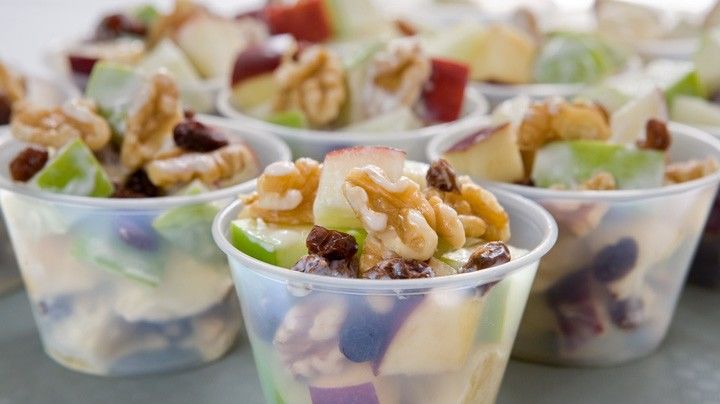 Fruity California Walnut Salad