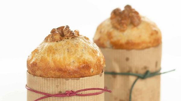 California Walnut & Cranberry Panettone