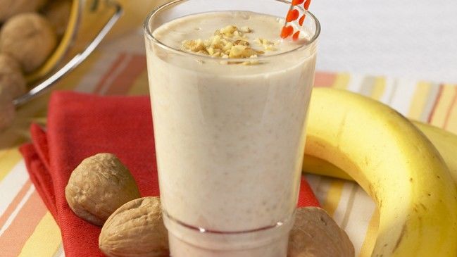 Awesome Banana-Walnut Shake