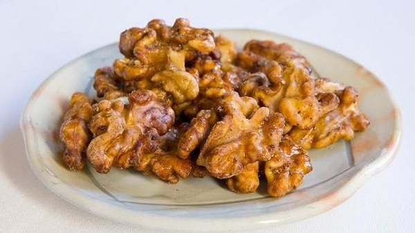 Maple Glazed Walnuts