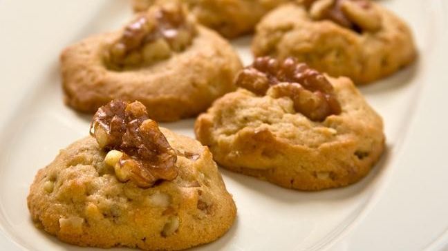 Walnut Maple Cookies