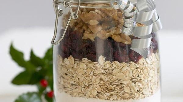 California Walnut Breakfast Cookie Mix Gift Jar