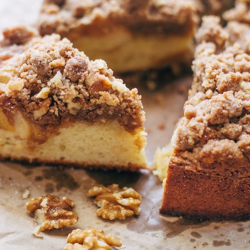 Cinnamon Apple Walnut Crumb Cake Cinnamon Apple Walnut Crumb Cake