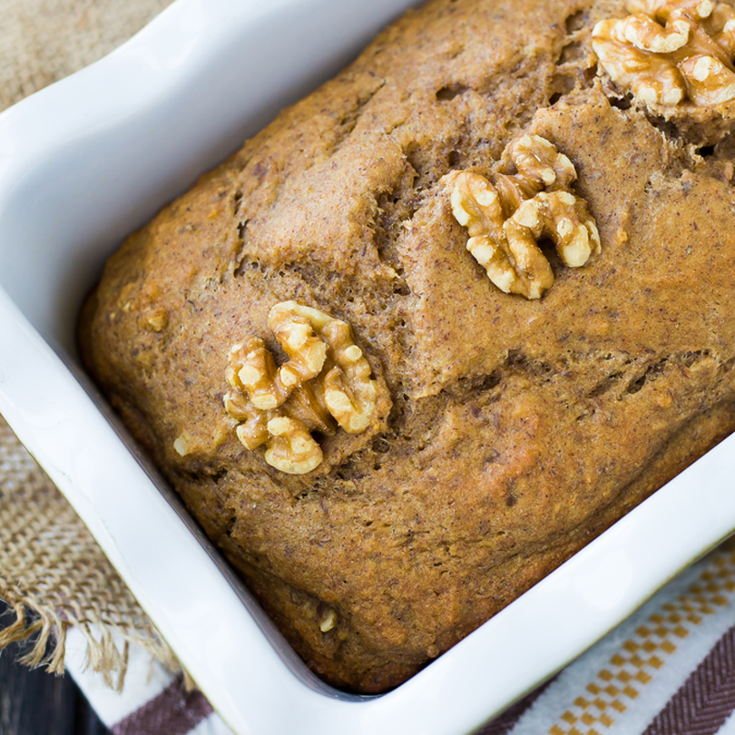 Whole Wheat Applesauce Bread with Walnuts Whole Wheat Applesauce Bread with Walnuts