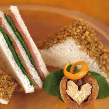 Tea Sandwiches of Filet of Beef, Spiced Walnuts & Watercress Tea Sandwiches of Filet of Beef, Spiced Walnuts & Watercress