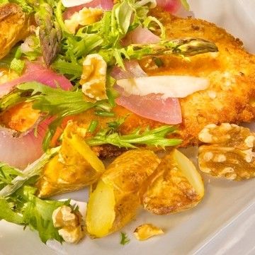 Potato, Asparagus & Onion Salad with Champagne Vinaigrette Potato, Asparagus & Onion Salad with Champagne Vinaigrette
