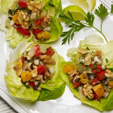 Black-Eyed Peas & Walnut Lettuce Wraps Black-Eyed Peas & Walnut Lettuce Wraps