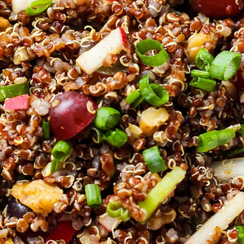 Curried Quinoa Salad with Grapes and Walnuts Curried Quinoa Salad with Grapes and Walnuts