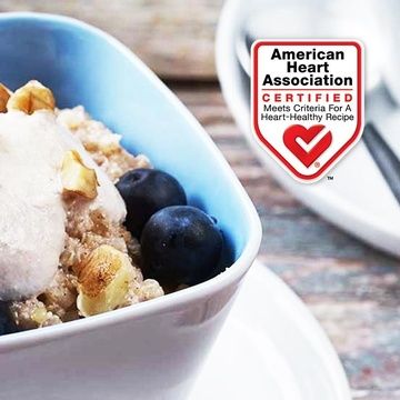 Breakfast Quinoa with Walnut Cream and Blueberries Breakfast Quinoa with Walnut Cream and Blueberries