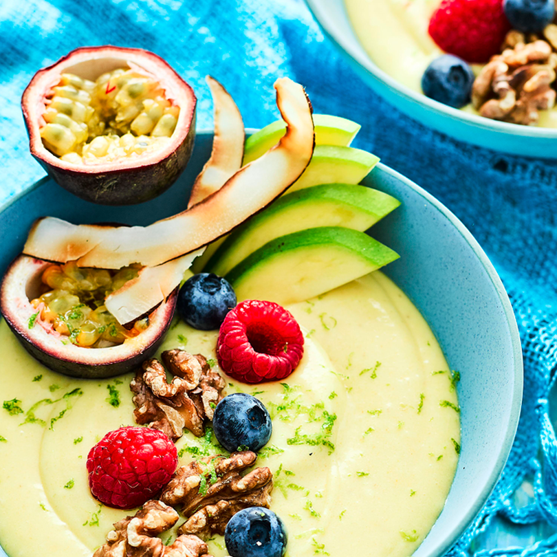 Tropical Mango, California Walnut and Turmeric Smoothie Bowl Tropical Mango, California Walnut and Turmeric Smoothie Bowl