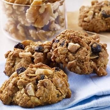 Walnut Blueberry Oatmeal Energy Bites Walnut Blueberry Oatmeal Energy Bites