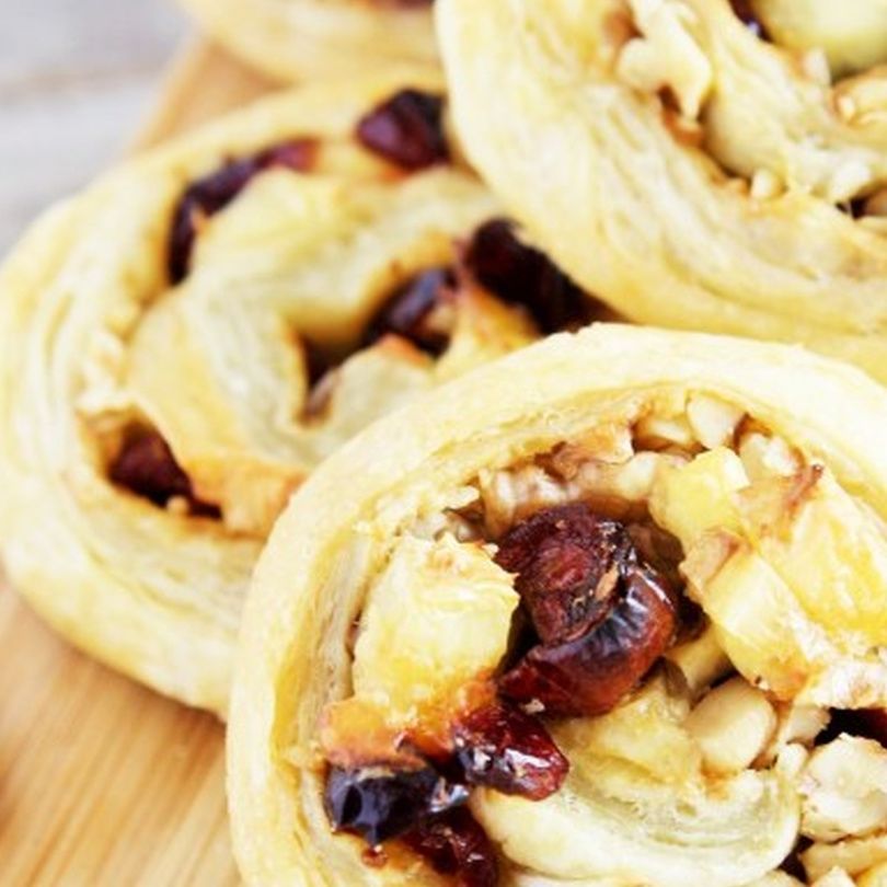 Brie, Cranberry and Walnut Pinwheels Brie, Cranberry and Walnut Pinwheels