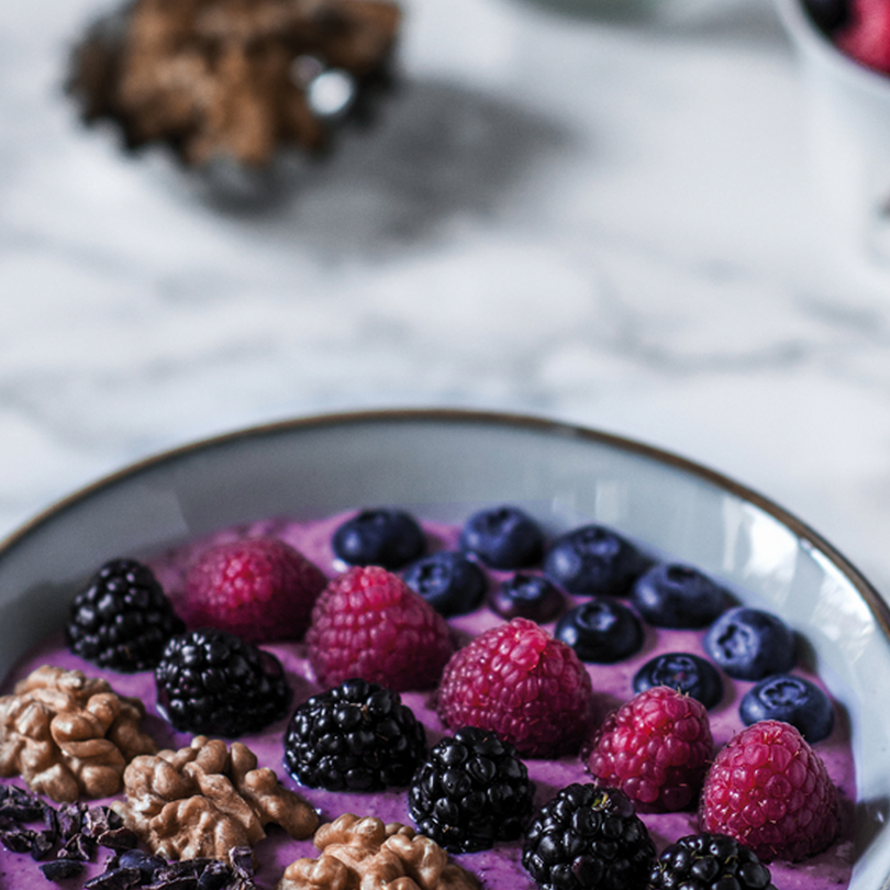 Walnut and Wild Berry Smoothie Bowl Walnut and Wild Berry Smoothie Bowl