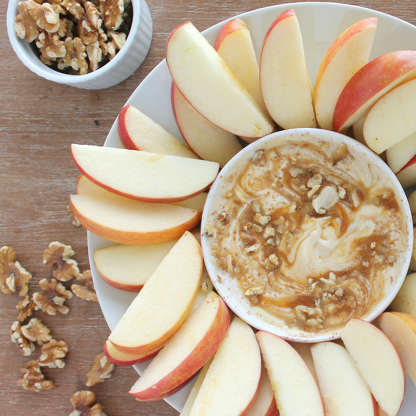 Sliced Apples with a Greek Yogurt Walnut Caramel Dip Sliced Apples with a Greek Yogurt Walnut Caramel Dip