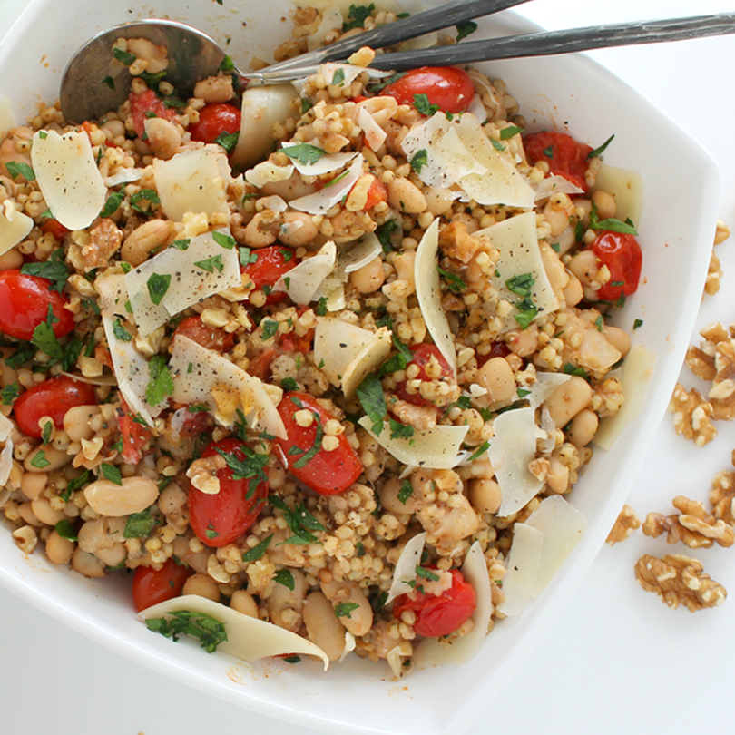 Roasted Tomato, White Bean and Sorghum Salad with Walnuts Roasted Tomato, White Bean and Sorghum Salad with Walnuts