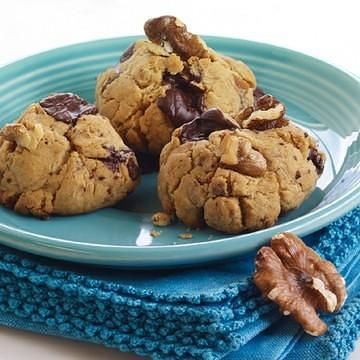 Indio Date Walnut and Dark Chocolate Cookies Indio Date Walnut and Dark Chocolate Cookies