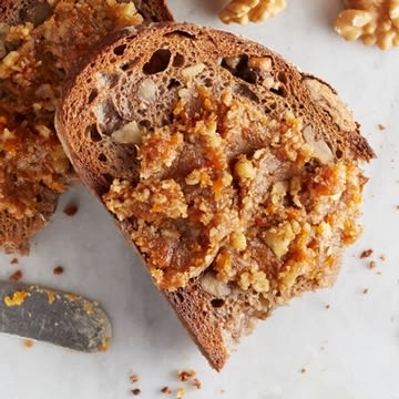 Nutty Cinnamon Fruit Spread Nutty Cinnamon Fruit Spread