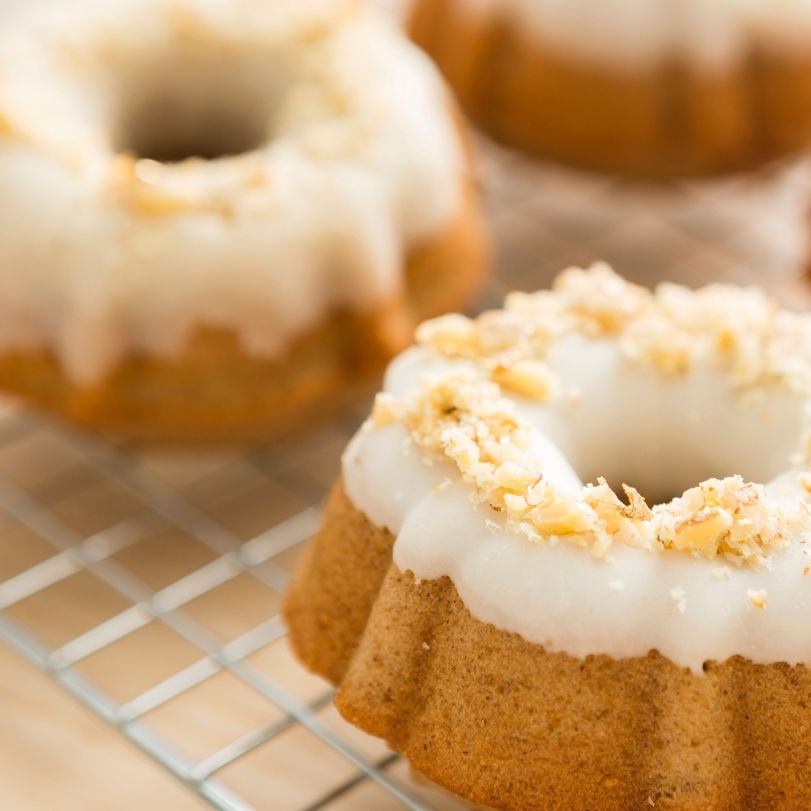 Maple Bourbon Walnut Mini Bundt Cakes Maple Bourbon Walnut Mini Bundt Cakes