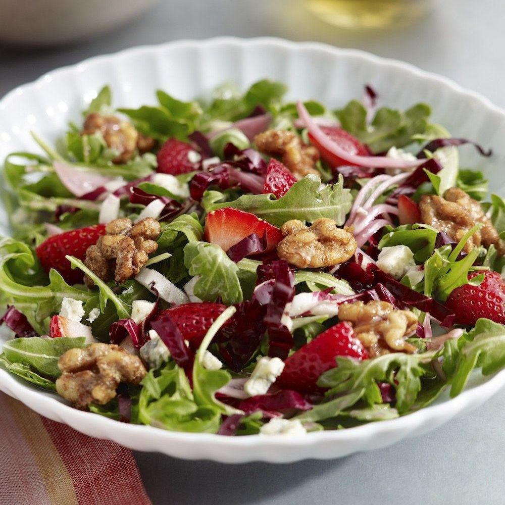 Arugula, Strawberry and Walnut Salad Arugula, Strawberry and Walnut Salad