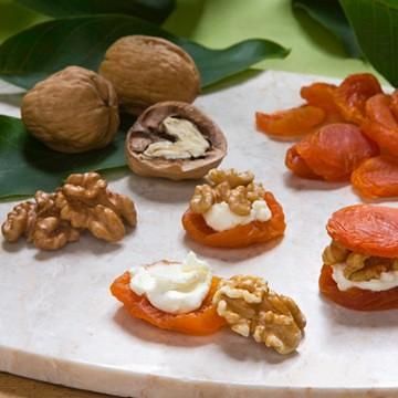 Walnut-Stuffed Apricots Walnut-Stuffed Apricots