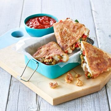 Walnut, Vegetable and Chicken Quesadillas Walnut, Vegetable and Chicken Quesadillas