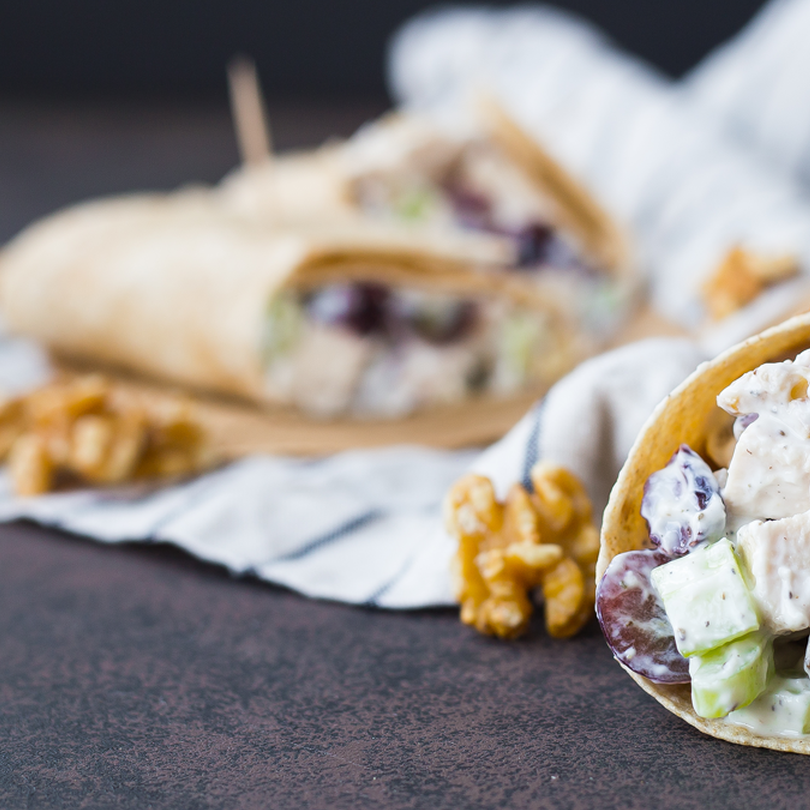 Chicken Salad with Walnuts and Grapes Chicken Salad with Walnuts and Grapes