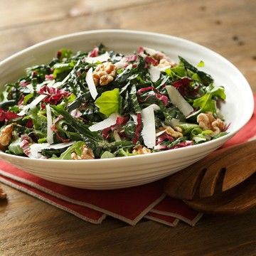 Walnut-Kale Caesar Salad Walnut-Kale Caesar Salad
