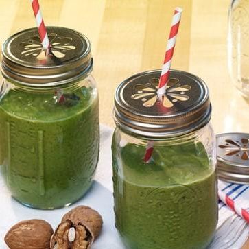 Creamy Green Walnut Shake Creamy Green Walnut Shake