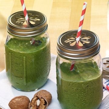 Creamy Green Walnut Shake Creamy Green Walnut Shake