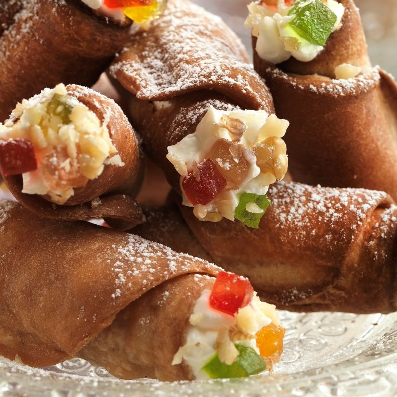 Sicilian Cannoli with Ricotta and Walnuts Sicilian Cannoli with Ricotta and Walnuts