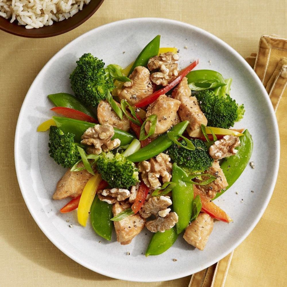 Chinese Chicken Walnut Stir-Fry Chinese Chicken Walnut Stir-Fry